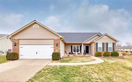 610 Courageous Ln Wentzville, MO 63385