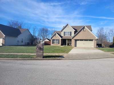 124 Kenton Ct Nicholasville, KY 40356