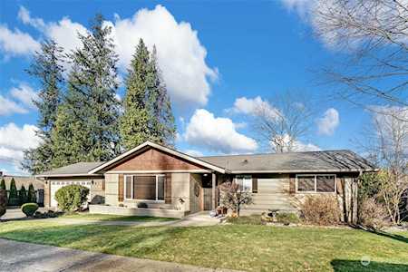 26018 SE 426th St Enumclaw, WA 98022