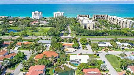 1030 Bogey Ln Longboat Key, FL 34228