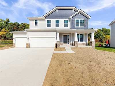 9665 Kylie Dr Green Oak Twp, MI 48116