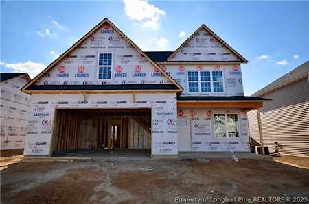 1660 Seattle Slew Ln Hope Mills, NC 28348