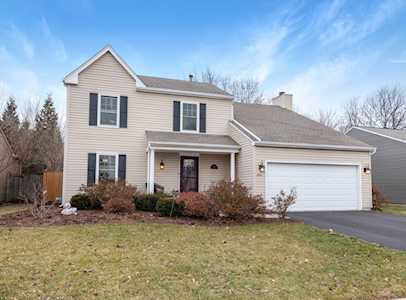 1336 Middlebury Dr Aurora, IL 60504