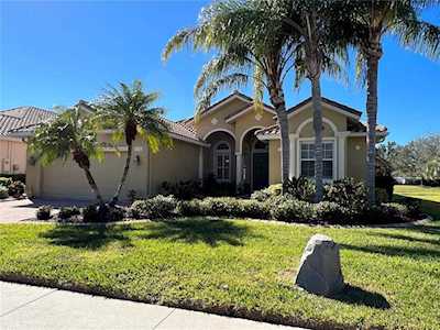 6332 41st Ct E Sarasota, FL 34243