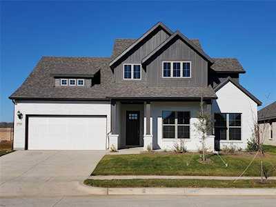 2720 Richard Street Burleson, TX 76028