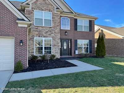 2214 Tatton Dr Louisville, KY 40245