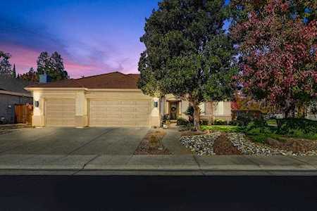 3141 Shelter Cove Lane Elk Grove, CA 95758