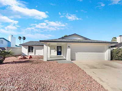 1524 W Los Arboles Place Chandler, AZ 85224
