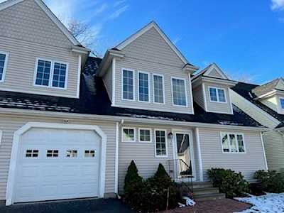 18 Enaya Circle #18 Worcester, MA 01606