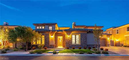 12 Olympia Chase Dr Las Vegas, NV 89141