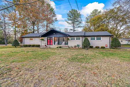 1128 Howell Dr Franklin, TN 37069