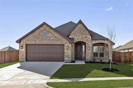 1129 Deer Ridge Drive Crowley, TX 76036