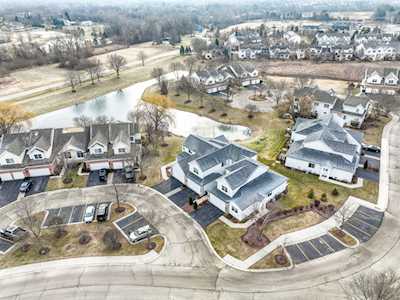 9174 Falcon Greens Dr Lakewood, IL 60014