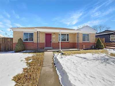 2240 Rosemary St Denver, CO 80207