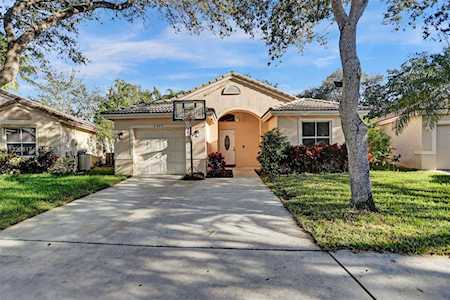 4932 NW 54th Ave Coconut Creek, FL 33073