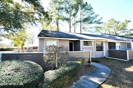 8432 Long Meadow CIR Jacksonville, FL 32244