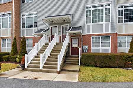 241 Surf Drive Bronx, NY 10473