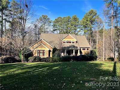 152 White Horse Dr Mooresville, NC 28117