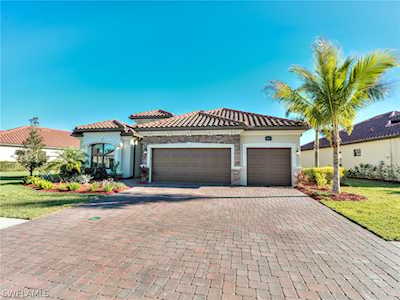 28123 Wicklow Ct Bonita Springs, FL 34135