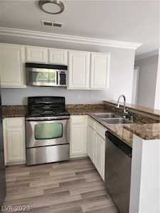 4050 Pacific Harbors Dr #207 Las Vegas, NV 89121