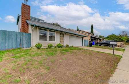 6076 Fennell Ave San Diego, CA 92114