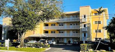1332 Bayview Dr #406 Fort Lauderdale, FL 33304