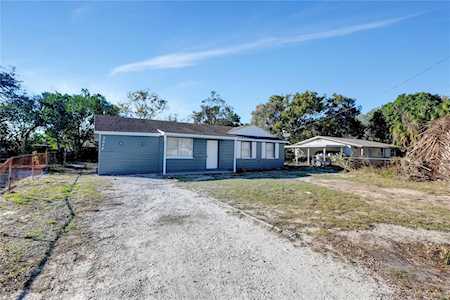 3412 N 48th St Tampa, FL 33605