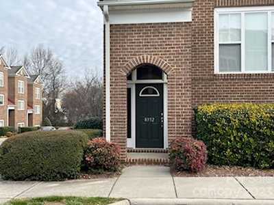 8352 Scotney Bluff Ave Charlotte, NC 28273