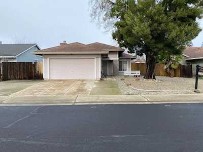 5545 Coral Creek Way Elk Grove, CA 95758
