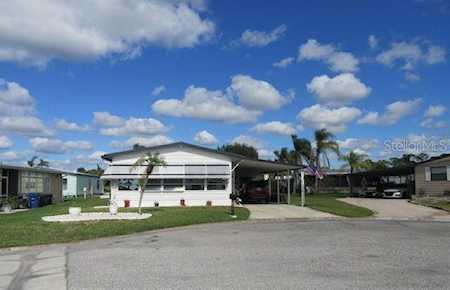 272 Captains Ct North Port, FL 34287