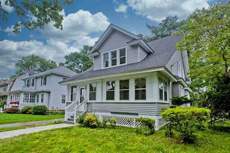 27 Rockland Street Springfield, MA 01118