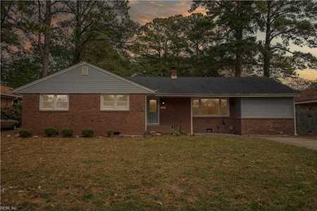 342 W Mcginnis Circle Norfolk, VA 23502