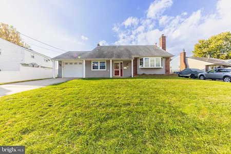 20 Bradford Place Blackwood, NJ 08012