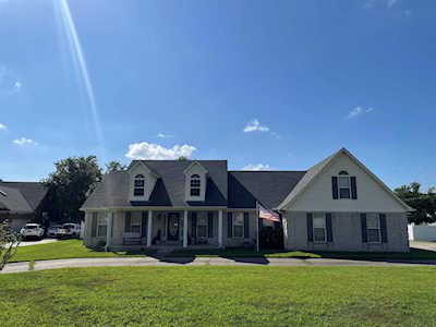 195 Farmer Trl Atoka, TN 38004