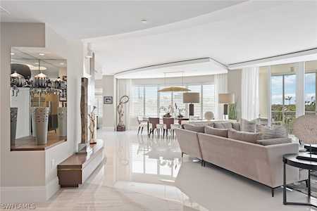13665 Vanderbilt Dr #301 Naples, FL 34110