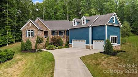 221 Logan Crossing Dr Davidson, NC 28036