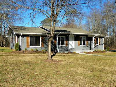 119 Crawford Cir Sparta, TN 38583
