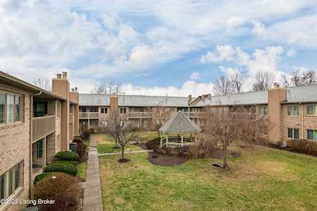 4125 Browns Ln #218 Louisville, KY 40220