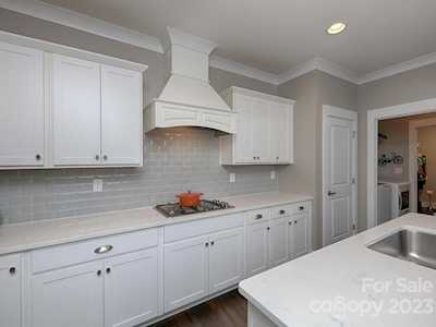 114-B Mint Ave Mooresville, NC 28117