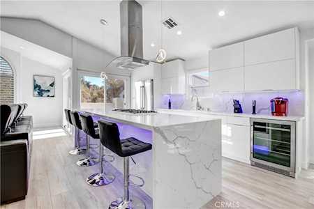 22366 Golden Canyon Circle Chatsworth, CA 91311