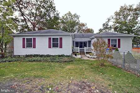 1209 Dell St Toms River, NJ 08755