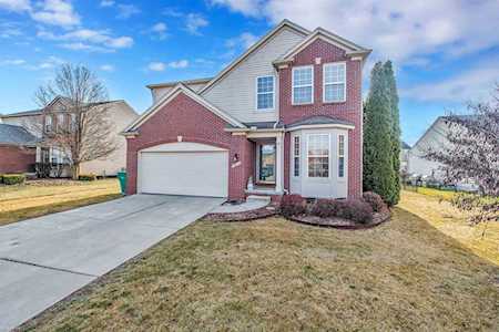 18822 English Ivy Dr Macomb, MI 48042