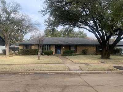 3221 Woodwind Lane Dallas, TX 75229