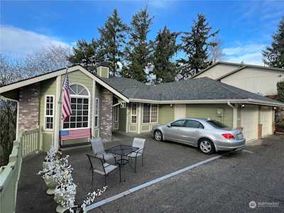 2337 Talbot Crest Dr S Renton, WA 98055