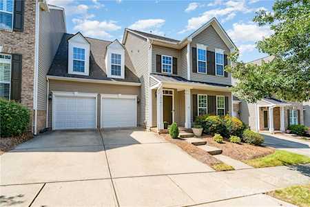 10141 Linksland Dr Huntersville, NC 28078