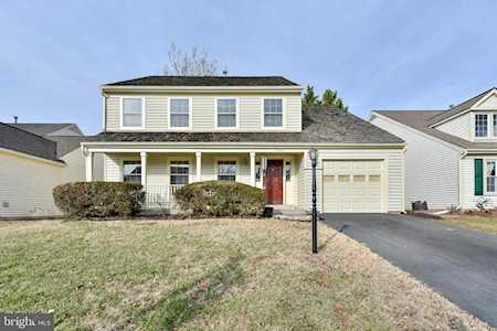 21059 Ethan Ct Sterling, VA 20164