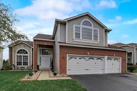 422 Starwood Pass Lake In The Hills, IL 60156