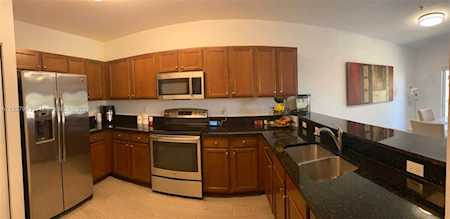 8850 NW 97th Ave #206 Doral, FL 33178
