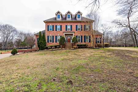 1517 Pear Tree Cir Brentwood, TN 37027