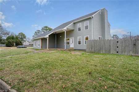 760 Southleaf Dr Virginia Beach, VA 23462